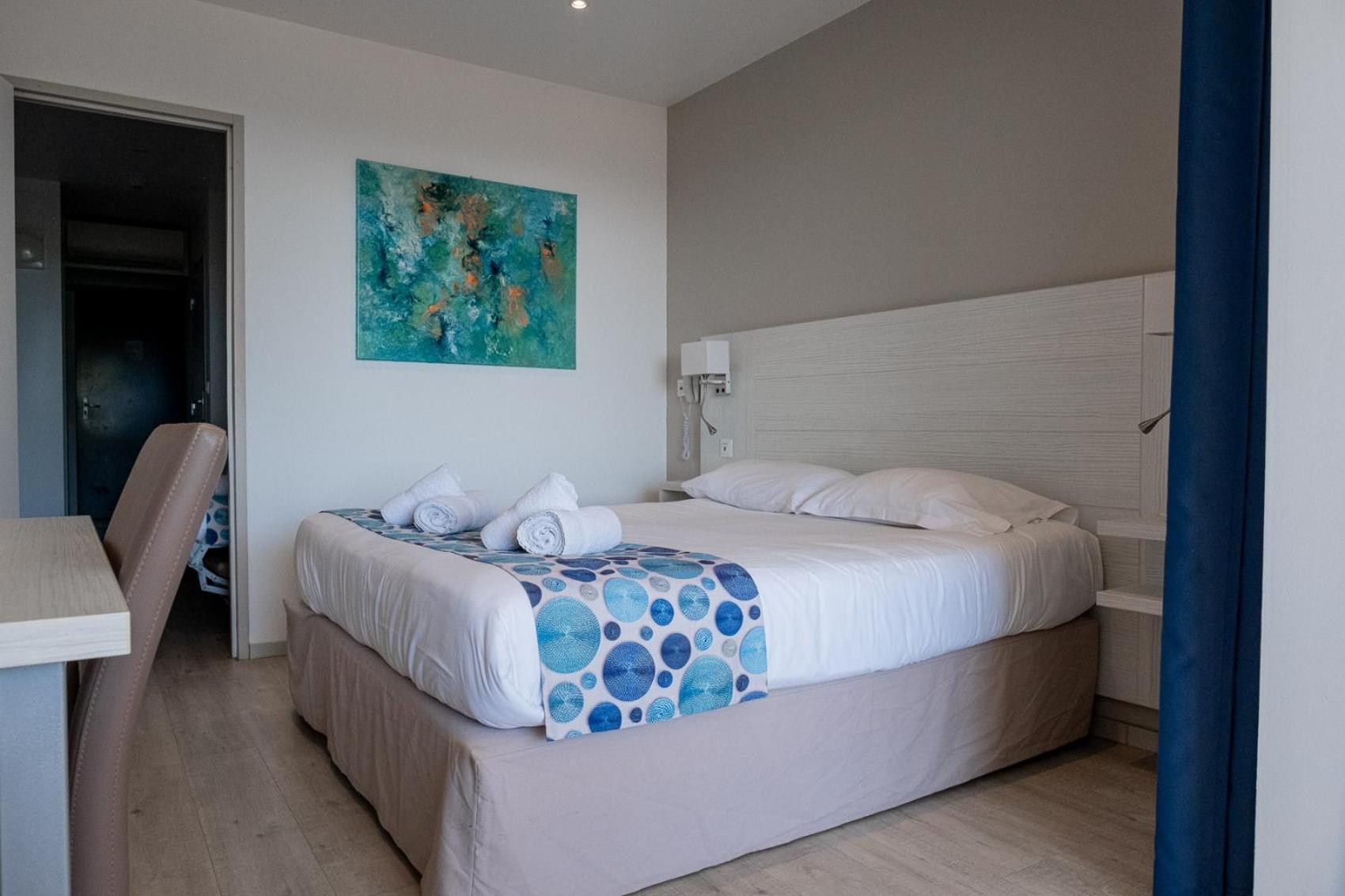 Hôtel Beau Site Le Lavandou Exterior foto